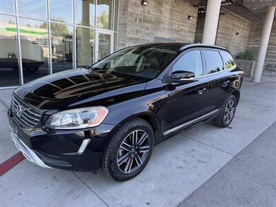 2017 Volvo XC60 T5 Dynamic   - Photo 2 - Tarzana, CA 91356