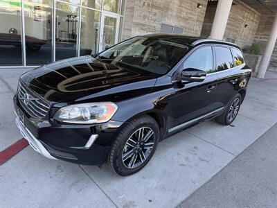 2017 Volvo XC60 T5 Dynamic   - Photo 1 - Tarzana, CA 91356