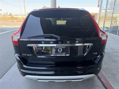2017 Volvo XC60 T5 Dynamic   - Photo 5 - Tarzana, CA 91356