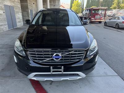 2017 Volvo XC60 T5 Dynamic   - Photo 8 - Tarzana, CA 91356