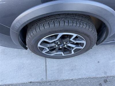 2016 Subaru Crosstrek 2.0i Limited - Photo 9 - Tarzana, CA 91356