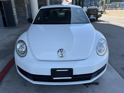 2014 Volkswagen Beetle 1.8T Entry PZEV   - Photo 8 - Tarzana, CA 91356