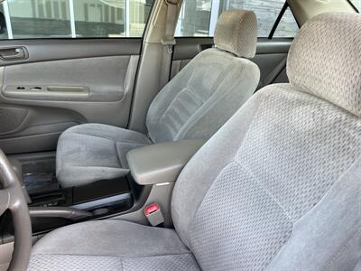 2004 Toyota Camry LE   - Photo 18 - Tarzana, CA 91356