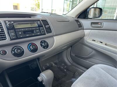 2004 Toyota Camry LE   - Photo 13 - Tarzana, CA 91356