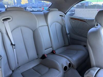 2005 Mercedes-Benz CLK CLK 500   - Photo 18 - Tarzana, CA 91356