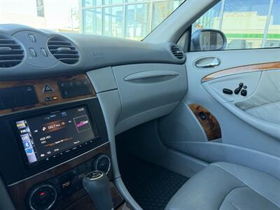 2005 Mercedes-Benz CLK CLK 500   - Photo 22 - Tarzana, CA 91356