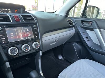 2016 Subaru Forester 2.5i Premium   - Photo 20 - Tarzana, CA 91356