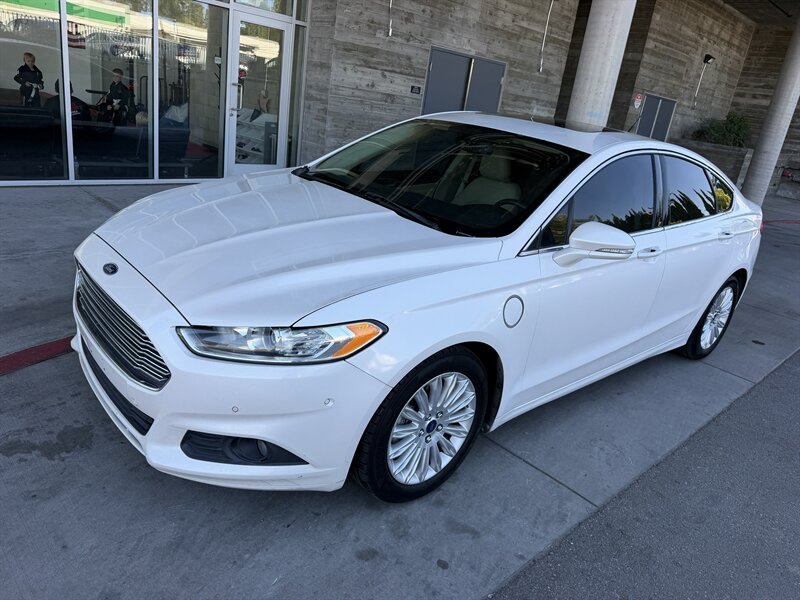 2014 Ford Fusion Energi SE   - Photo 1 - Tarzana, CA 91356