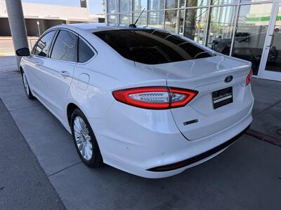 2014 Ford Fusion Energi SE - Photo 4 - Tarzana, CA 91356