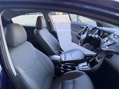 2013 Hyundai Elantra Limited - Photo 18 - Tarzana, CA 91356
