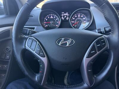 2013 Hyundai Elantra Limited - Photo 21 - Tarzana, CA 91356