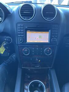 2010 Mercedes-Benz ML 350   - Photo 19 - Tarzana, CA 91356