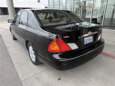 2000 Toyota Avalon XLS   - Photo 4 - Tarzana, CA 91356