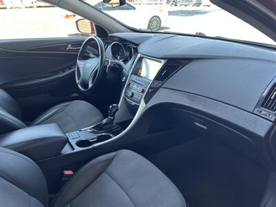 2014 Hyundai SONATA SE   - Photo 16 - Tarzana, CA 91356