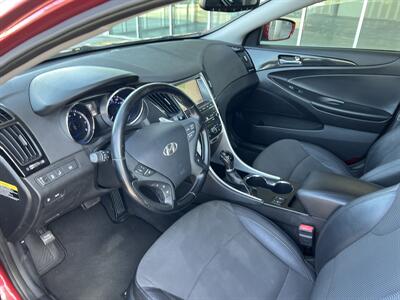 2014 Hyundai SONATA SE   - Photo 15 - Tarzana, CA 91356