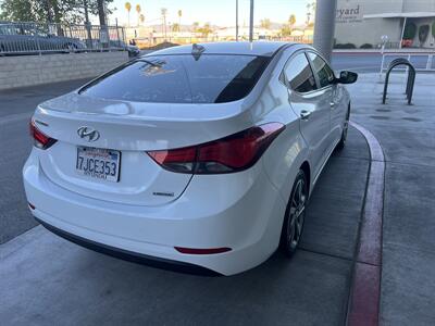 2015 Hyundai ELANTRA Limited   - Photo 6 - Tarzana, CA 91356