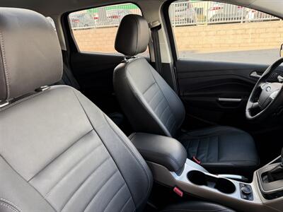 2013 Ford C-MAX Energi SEL   - Photo 14 - Tarzana, CA 91356