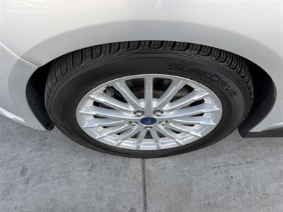 2013 Ford C-MAX Energi SEL   - Photo 8 - Tarzana, CA 91356