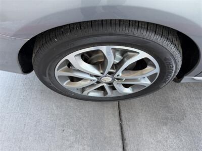 2015 Mercedes-Benz C 300   - Photo 9 - Tarzana, CA 91356