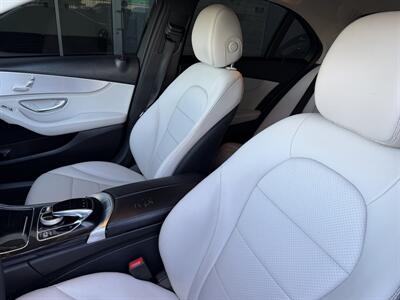 2015 Mercedes-Benz C 300   - Photo 11 - Tarzana, CA 91356