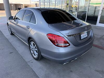 2015 Mercedes-Benz C 300   - Photo 4 - Tarzana, CA 91356
