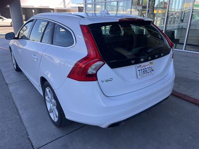 2016 Volvo V60 T5 Drive-E Premier   - Photo 4 - Tarzana, CA 91356