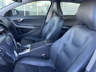 2016 Volvo V60 T5 Drive-E Premier   - Photo 12 - Tarzana, CA 91356