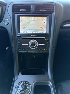 2018 Ford Fusion Energi Titanium - Photo 22 - Tarzana, CA 91356