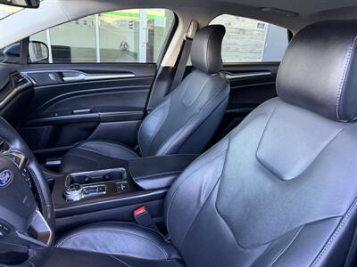 2018 Ford Fusion Energi Titanium - Photo 12 - Tarzana, CA 91356