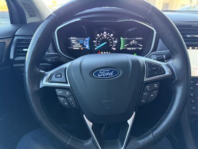 2018 Ford Fusion Energi Titanium - Photo 18 - Tarzana, CA 91356
