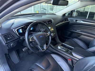 2018 Ford Fusion Energi Titanium - Photo 11 - Tarzana, CA 91356