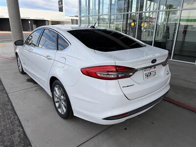 2017 Ford Fusion Hybrid SE   - Photo 4 - Tarzana, CA 91356