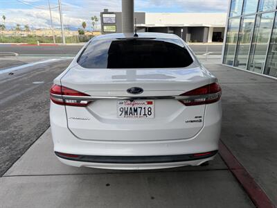 2017 Ford Fusion Hybrid SE   - Photo 5 - Tarzana, CA 91356