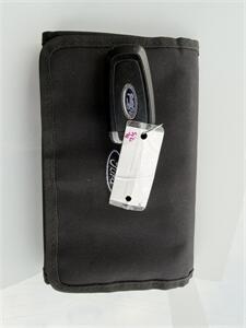 2017 Ford Fusion Hybrid SE   - Photo 17 - Tarzana, CA 91356