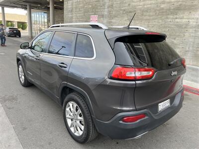 2015 Jeep Cherokee Limited   - Photo 4 - Tarzana, CA 91356