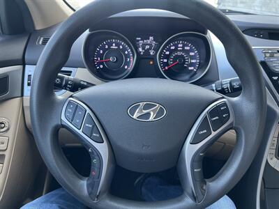 2013 Hyundai ELANTRA GLS   - Photo 16 - Tarzana, CA 91356