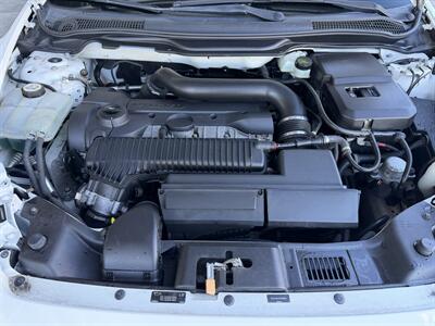 2011 Volvo C30 T5   - Photo 17 - Tarzana, CA 91356