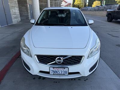 2011 Volvo C30 T5   - Photo 8 - Tarzana, CA 91356