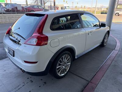 2011 Volvo C30 T5   - Photo 6 - Tarzana, CA 91356