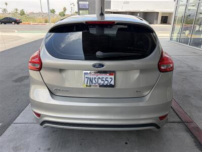 2016 Ford Focus SE - Photo 5 - Tarzana, CA 91356