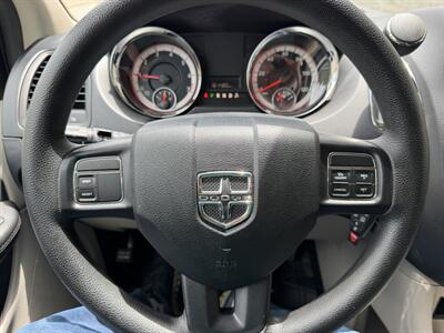 2016 Dodge Grand Caravan SXT   - Photo 22 - Tarzana, CA 91356
