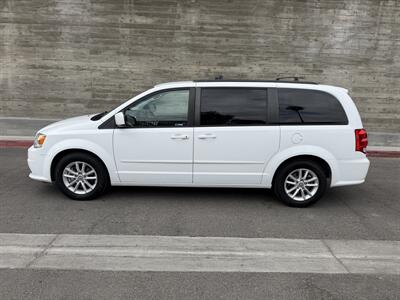 2016 Dodge Grand Caravan SXT   - Photo 2 - Tarzana, CA 91356