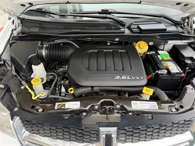 2016 Dodge Grand Caravan SXT   - Photo 21 - Tarzana, CA 91356