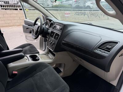 2016 Dodge Grand Caravan SXT   - Photo 18 - Tarzana, CA 91356