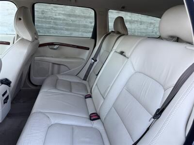 2008 Volvo XC70 3.2   - Photo 13 - Tarzana, CA 91356