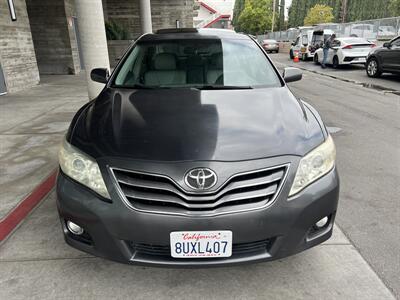 2010 Toyota Camry XLE V6   - Photo 8 - Tarzana, CA 91356