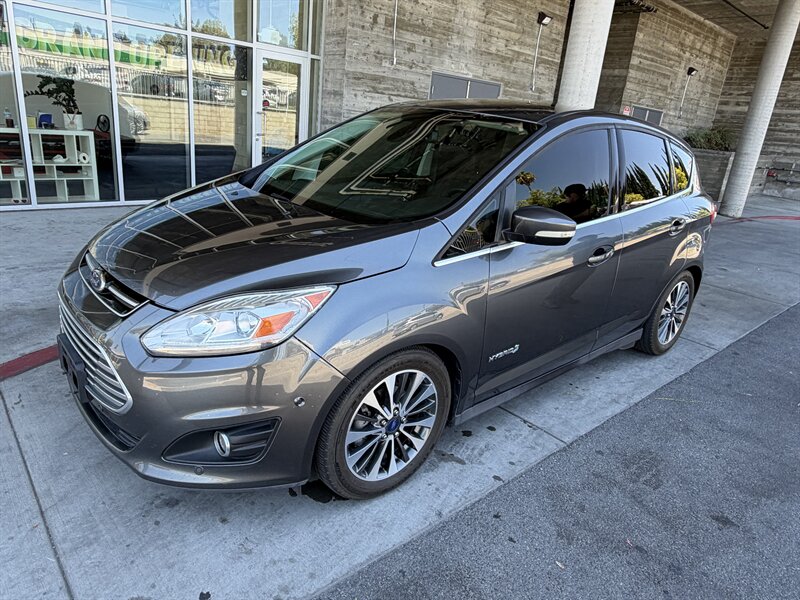 2018 Ford C-MAX Hybrid Titanium   - Photo 1 - Tarzana, CA 91356