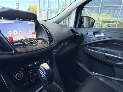 2018 Ford C-MAX Hybrid Titanium - Photo 21 - Tarzana, CA 91356