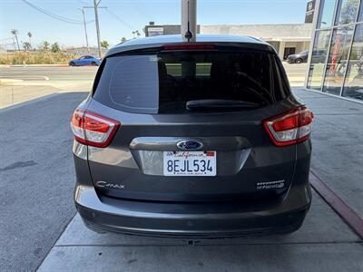 2018 Ford C-MAX Hybrid Titanium - Photo 5 - Tarzana, CA 91356