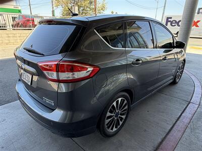 2018 Ford C-MAX Hybrid Titanium - Photo 6 - Tarzana, CA 91356